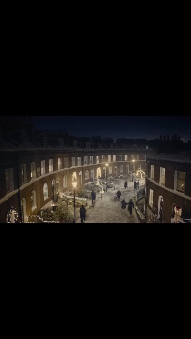 Here it is 😍 M & S Christmas food commercial 2024 🎄🎄🤶🎅🌲🎉with our Roopa 🎥 definitely a fun one to work on.

Massive thank you to @lesleybeastallcasting xx

#latestwork #christmas2024 #herewego #DawnFrench #roopa #agent #actress #performer #marksandspencers